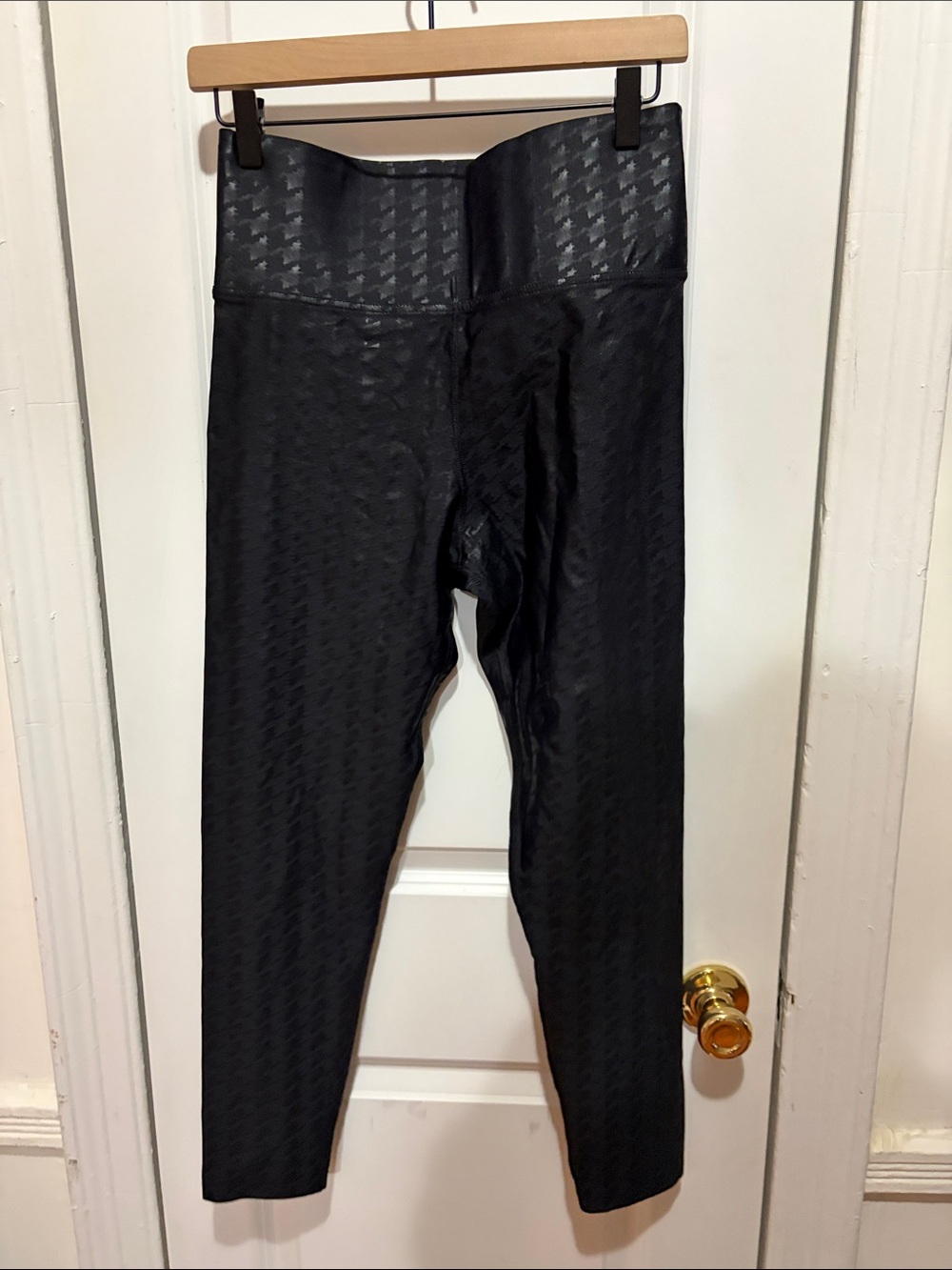 Carbon38 Black High-Rise Textured Leggings